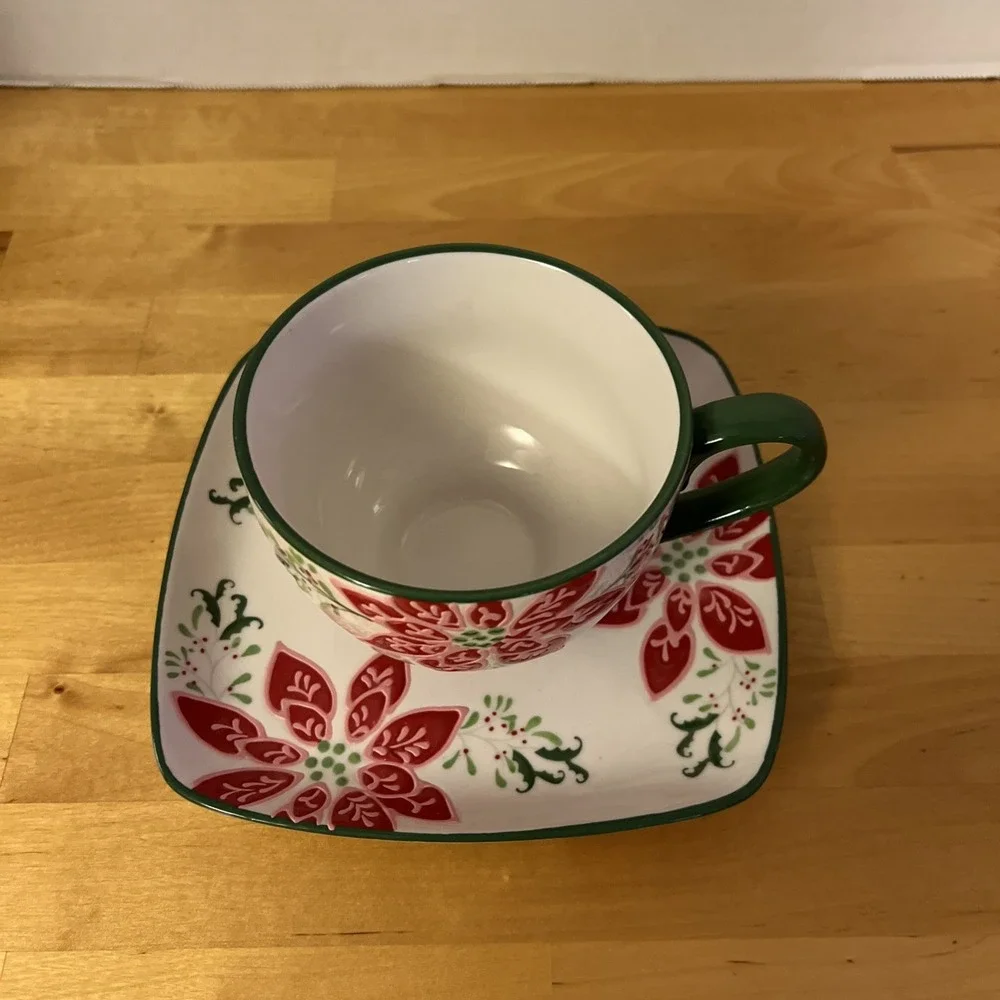 NEW Dutch Wax HAPPY HOLIDAYS Pointsettia 2 Piece Stoneware Soup & Sandwich Set